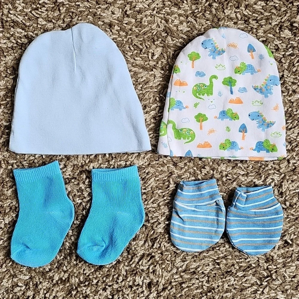 Lot Of Baby Boy Items- Bibs Hats Socks & Mittens- Multi Color